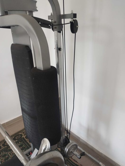 Продават се фитнес уреди