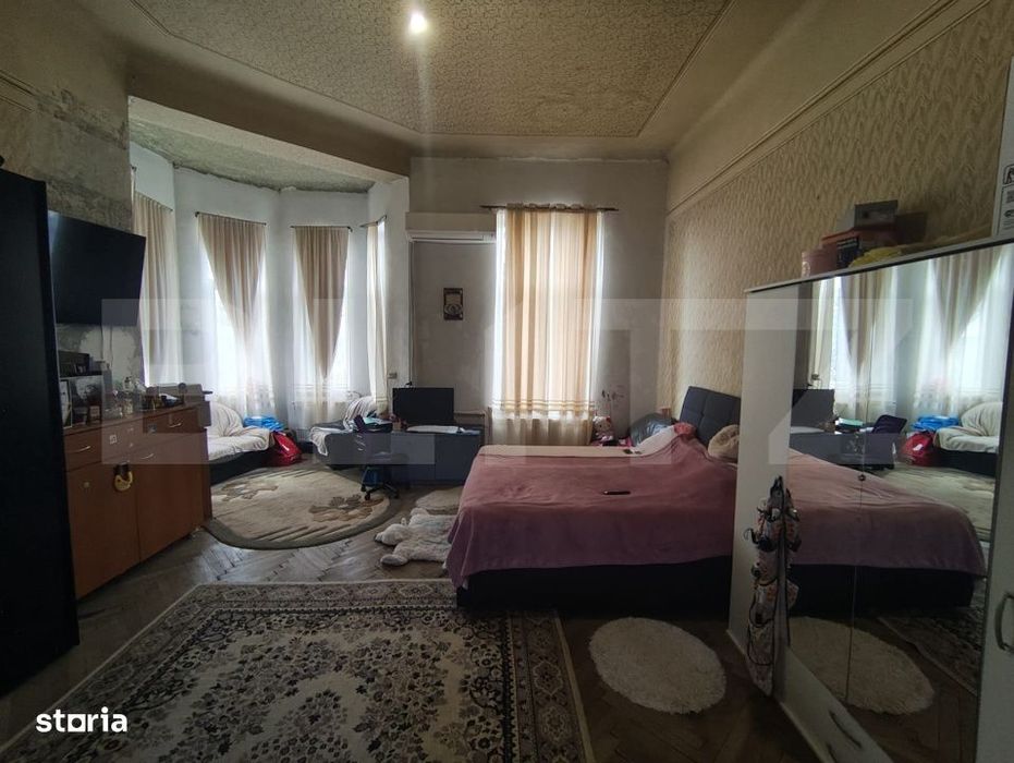 OPORTUNITATE - Apartament in zona centrala, 174 mp — fotografia 1