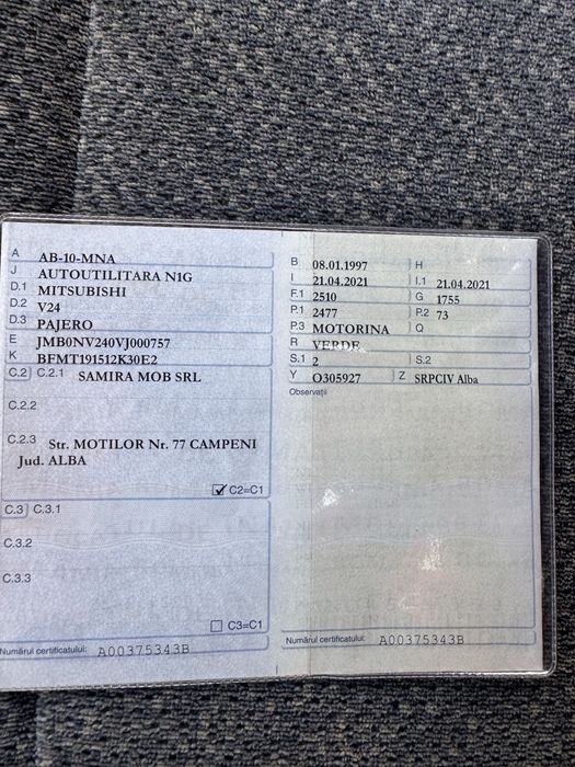 Mitsubishi pajero off road