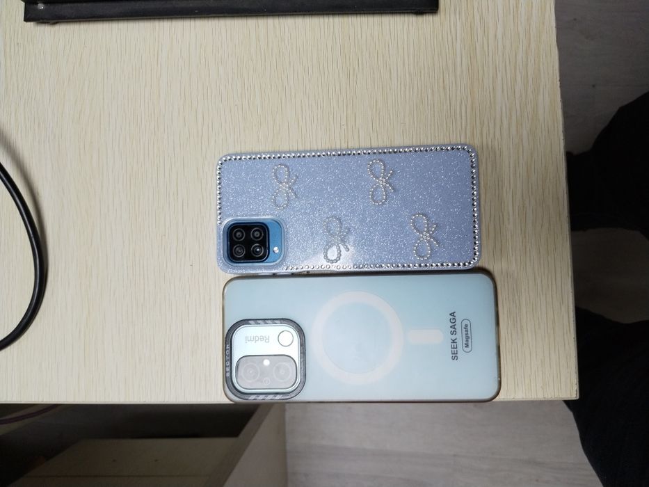 Самсунг а 12 Редми 12 с