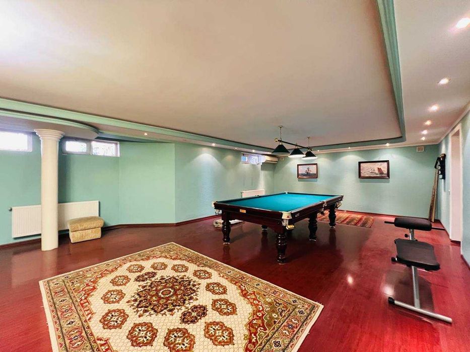 Аренда дома на Ивлиева  7 соток 8 комнат 5000 у.е