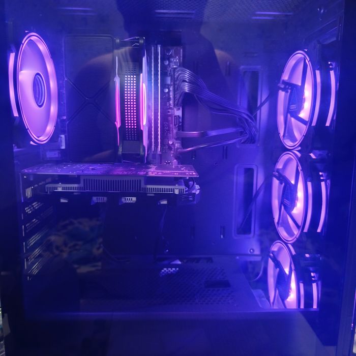 Продаю перешерию и компьютер