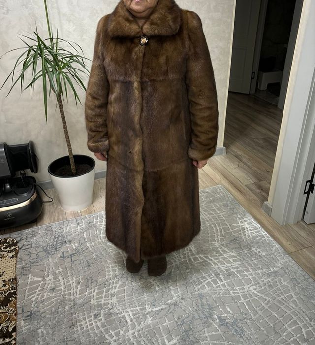 Продам норковый шубу