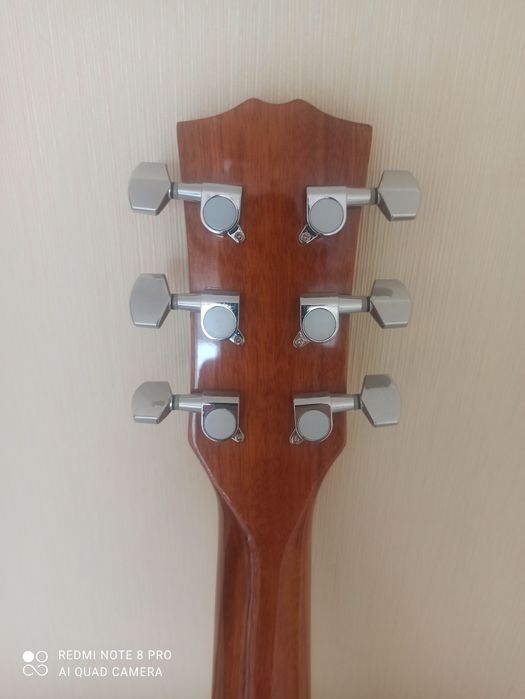 Продам новую гитару