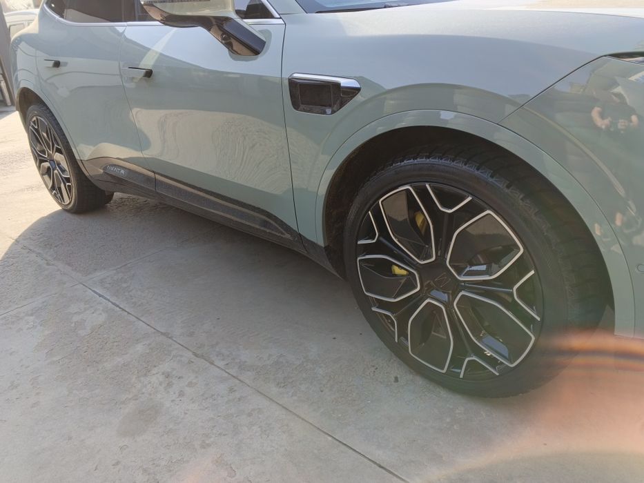 Азот в шинах и ездий мягче!