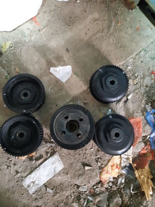 Продам запчасти на двиготель EJ 25 D