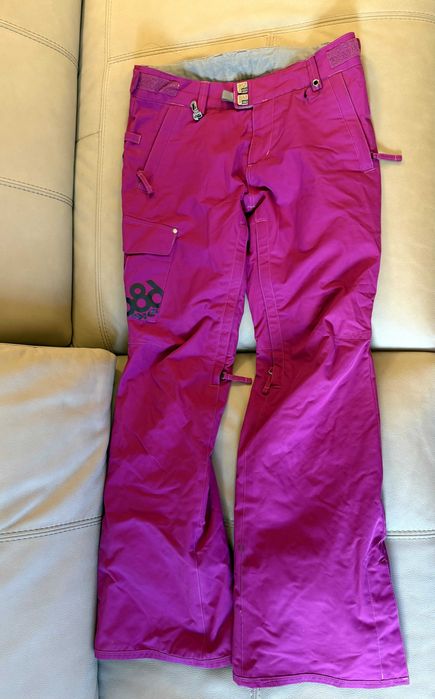 Сноуборд панталон 686 - размер S - 8K waterproof