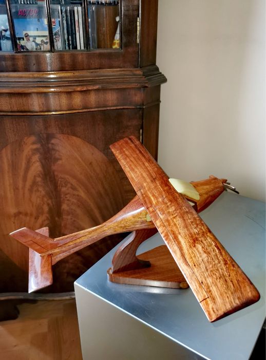 Антикварен ръчно изработен модел на самолет от махагон и камък Канада