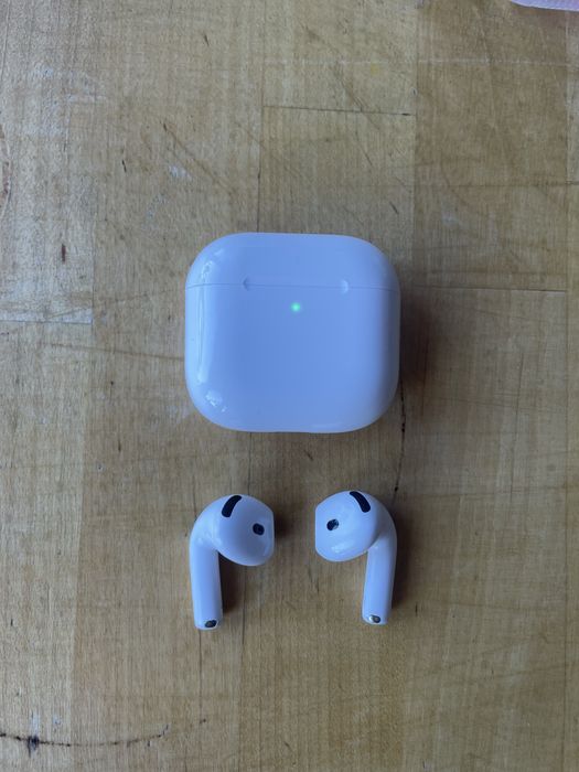 Чисто нови airpods 4 ANC!