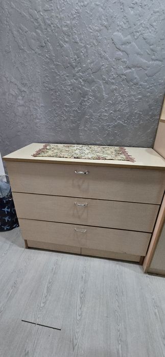 Продам Мебель в Прихожию.