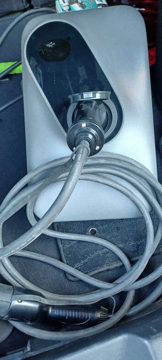 Зарядна станция за електромобил 22kw