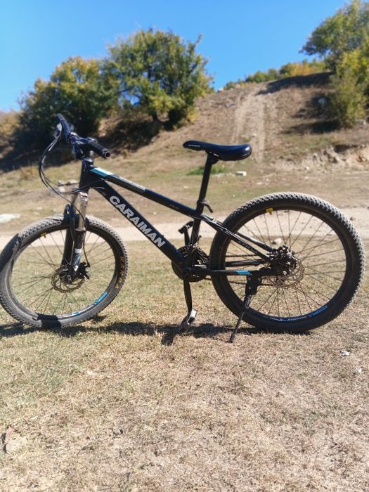 Vând bicicletă foarte bună