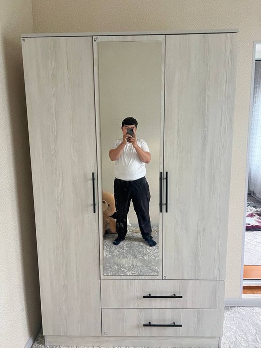 shkaf sotiladi mebel