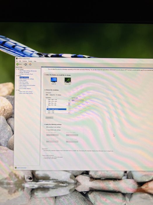 Minitor 4k Asus vp28u cu brat