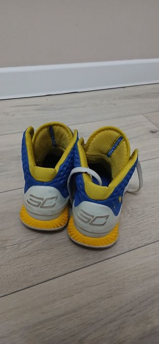 Under Armour Curry 1 баскетбольные кросовки