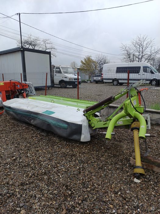 Vând Balotiere Case/New Holland și 2 cositori Claas/Khun