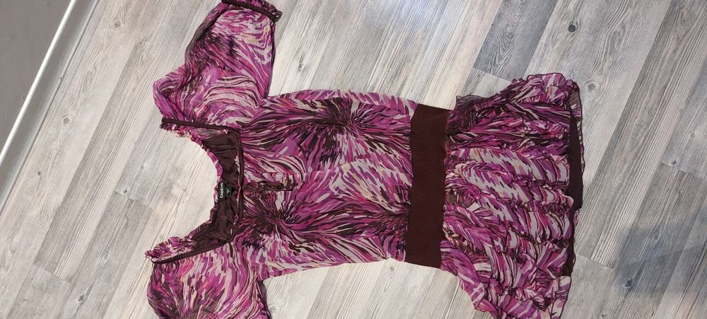 Дамска рокля къса