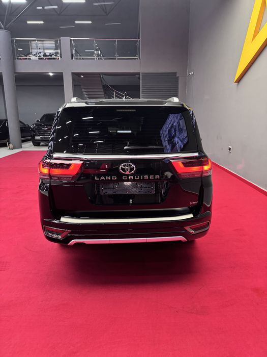 Продается Toyota LC300 3.5 Turbo Hybrid