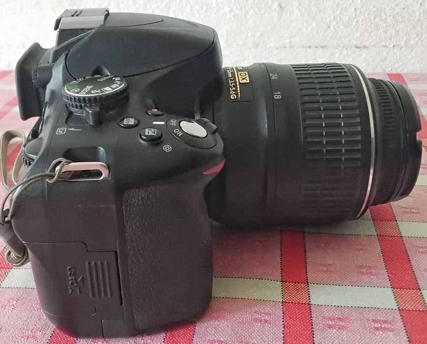 Продаётся зеркалка nikon.