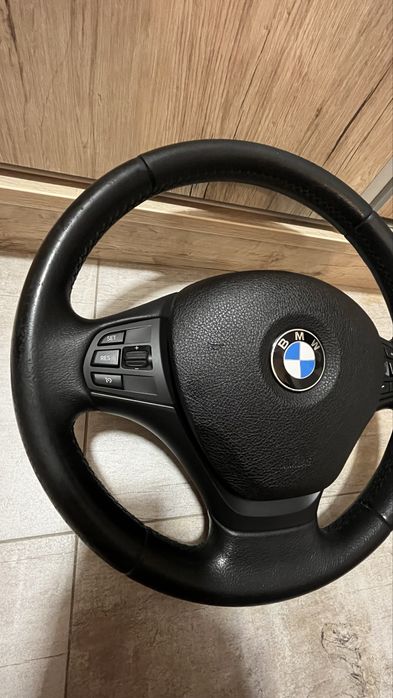 Volan piele complet BMW seria F (seria 1, seria 2, seria 3, etc. )