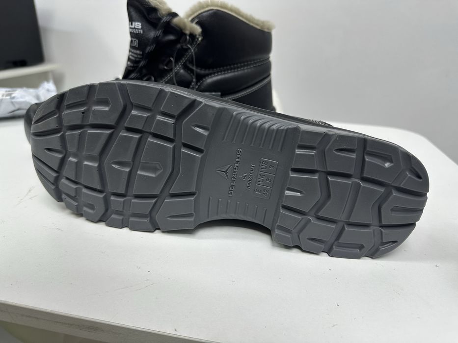 Ботинки Delta Plus JUMPER3 S3 FE Модель JUMP3S3N