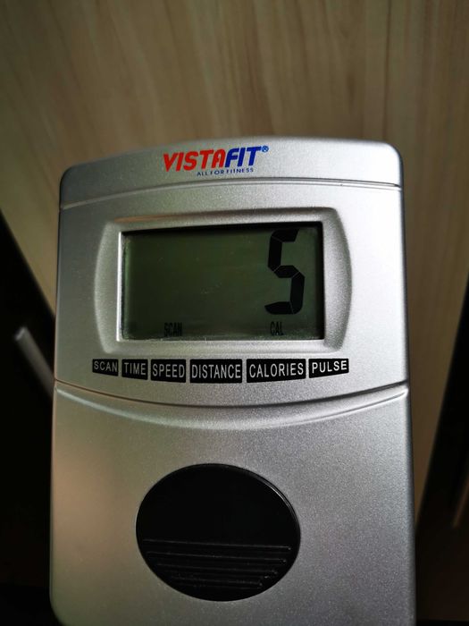 Продавам голям велоергометър