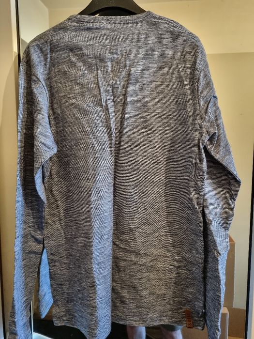 Bluza barbati " Solid". Marimea M. Noua