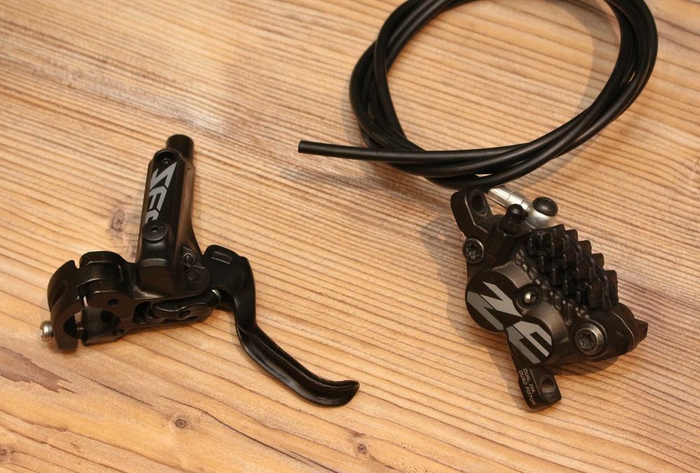 LEGENDA: Set frâne Shimano Zee M640 - 4 Pistoane - MTB Enduro / Downhill