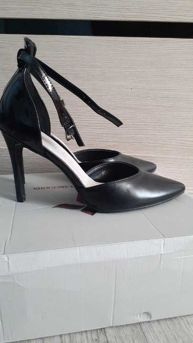 Туфли черные классические