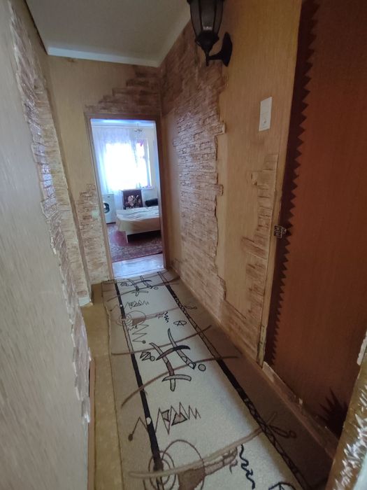 Продается 2-комн (9-44, 6 эт)