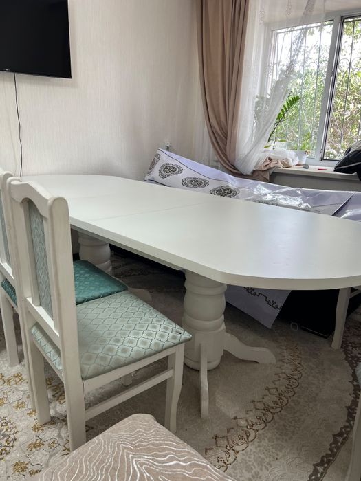 Продам Стол со стульями