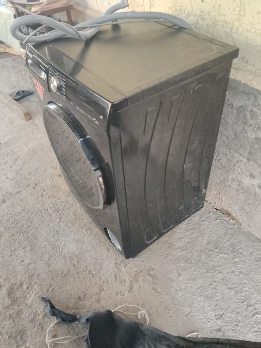 Машинка стиральная