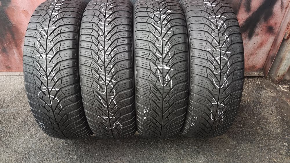 4бр. зимни гуми 185/65/15 Kumho Winter Craft WP52 
dot22