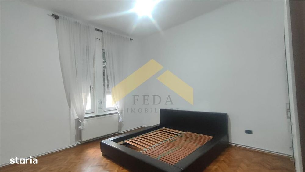 Apartament cu 4 camere de inchiriat zona Podgoria