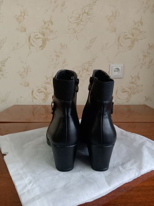 Женские новые полусапожки