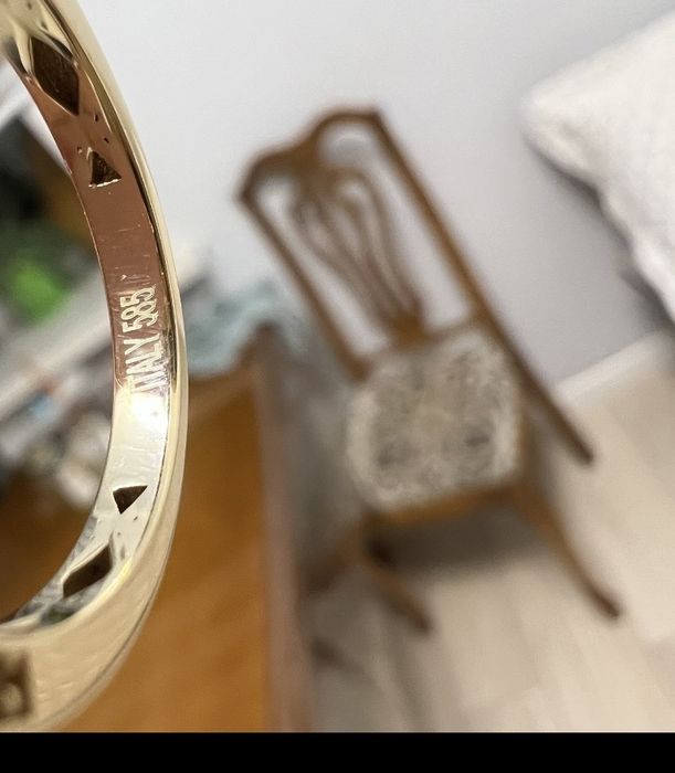 Продам кольцо с бриллиантами , размер 18,5