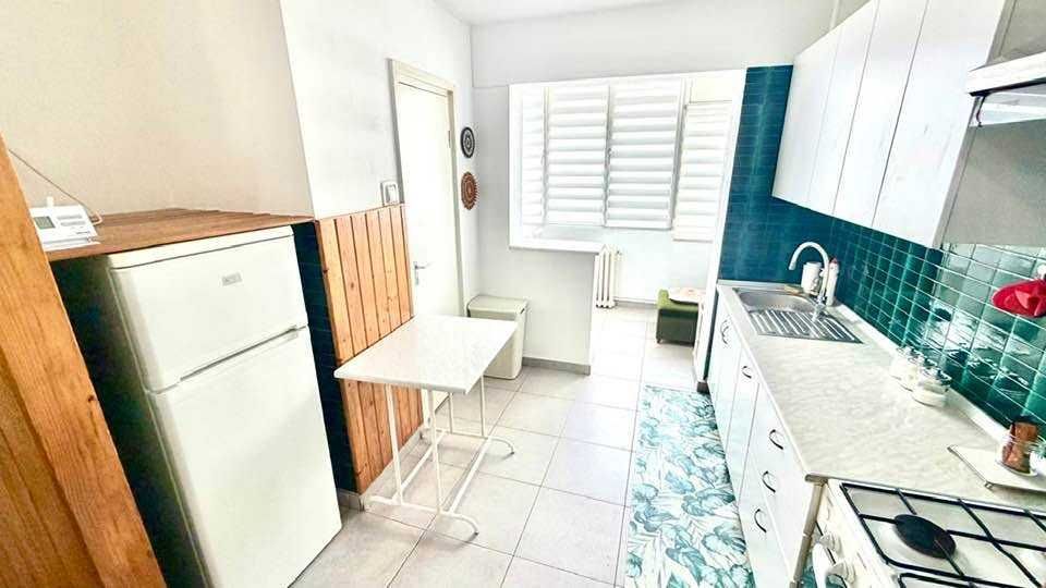 Apartament 3 camere de inchiriat Aleea Cornisa