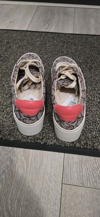 Adidasi dama Calvin Klein