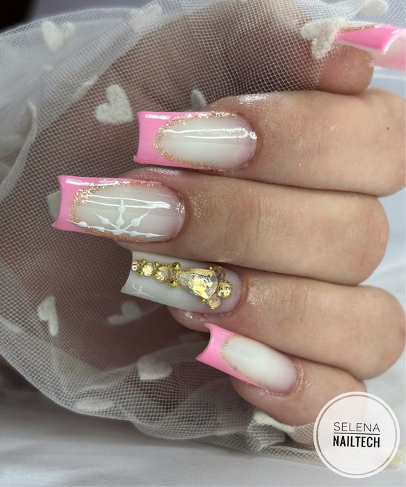 Unghii cu gel si oja semi