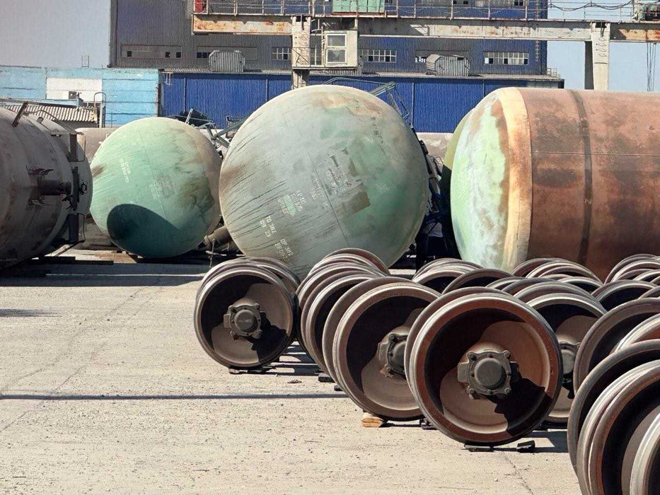 Ёмкости, резервуары, цистерны, пўлат сиғимлар