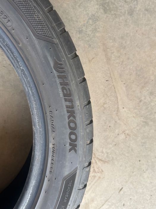 Vând 2 anvelope 245/45/19 hankook de vară ca noi