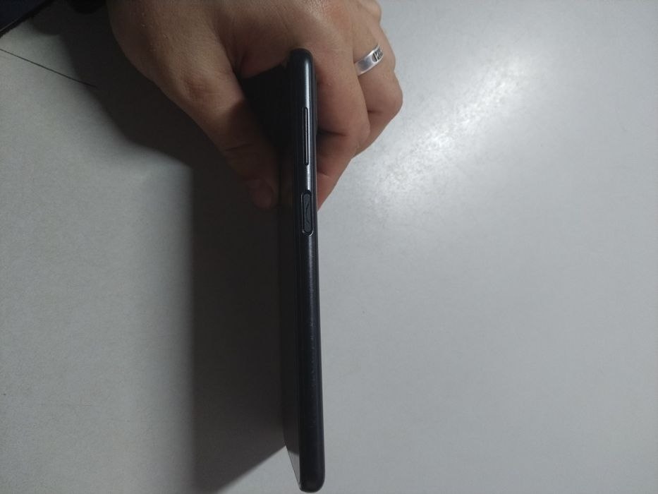 Продам Samsung A12 64гб