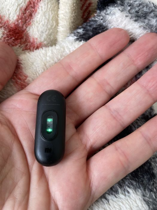 Смарт часовник Xiaomi Mi Band 2