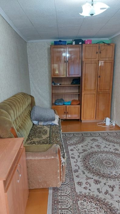 Продам 1-ком квартиру район Каравана.