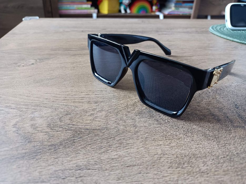 Дамски слънчеви очила