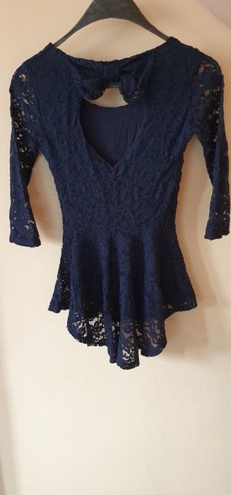 Дамска дантелена тъмно синя блуза H&M