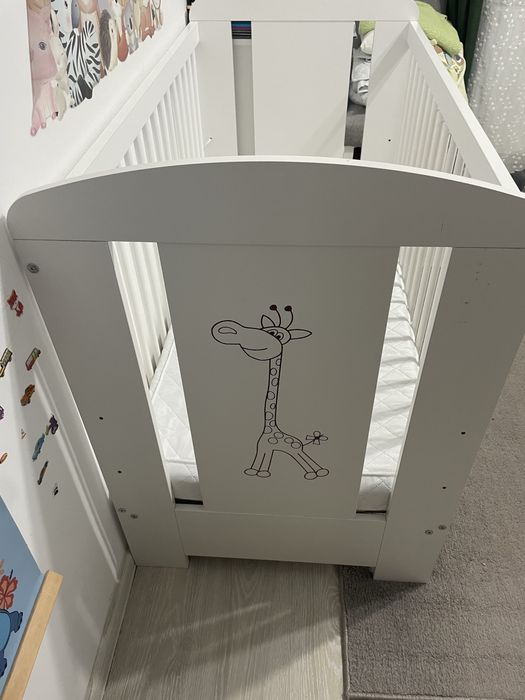 Vand patut bebe/copil 120/60 cm cu saltea cocos