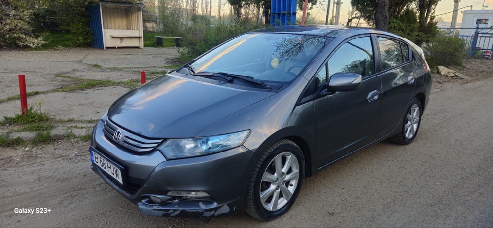 Honda insight hybrid
