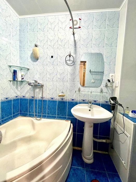 Аренда Квартира 4 комнатная