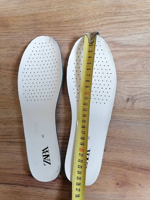 Два чифта обувки по 50лв,размер 40